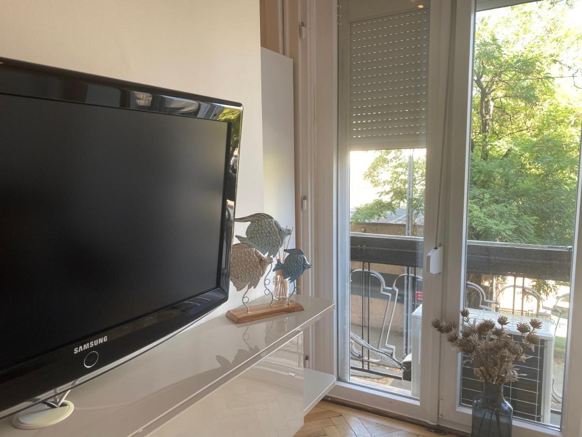 Blue Port Apartment In Ujlipotvaros With Free Parking Budapesta Exterior foto